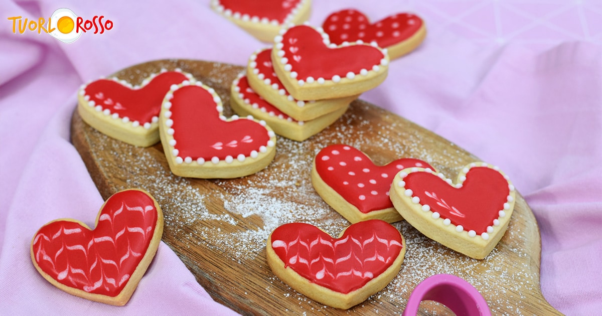 Biscotti di San Valentino: ricetta dei biscotti a cuore - Tuorlo Rosso